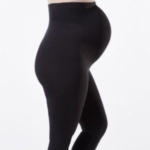 SPANX NWT seamless maternity leggings size M